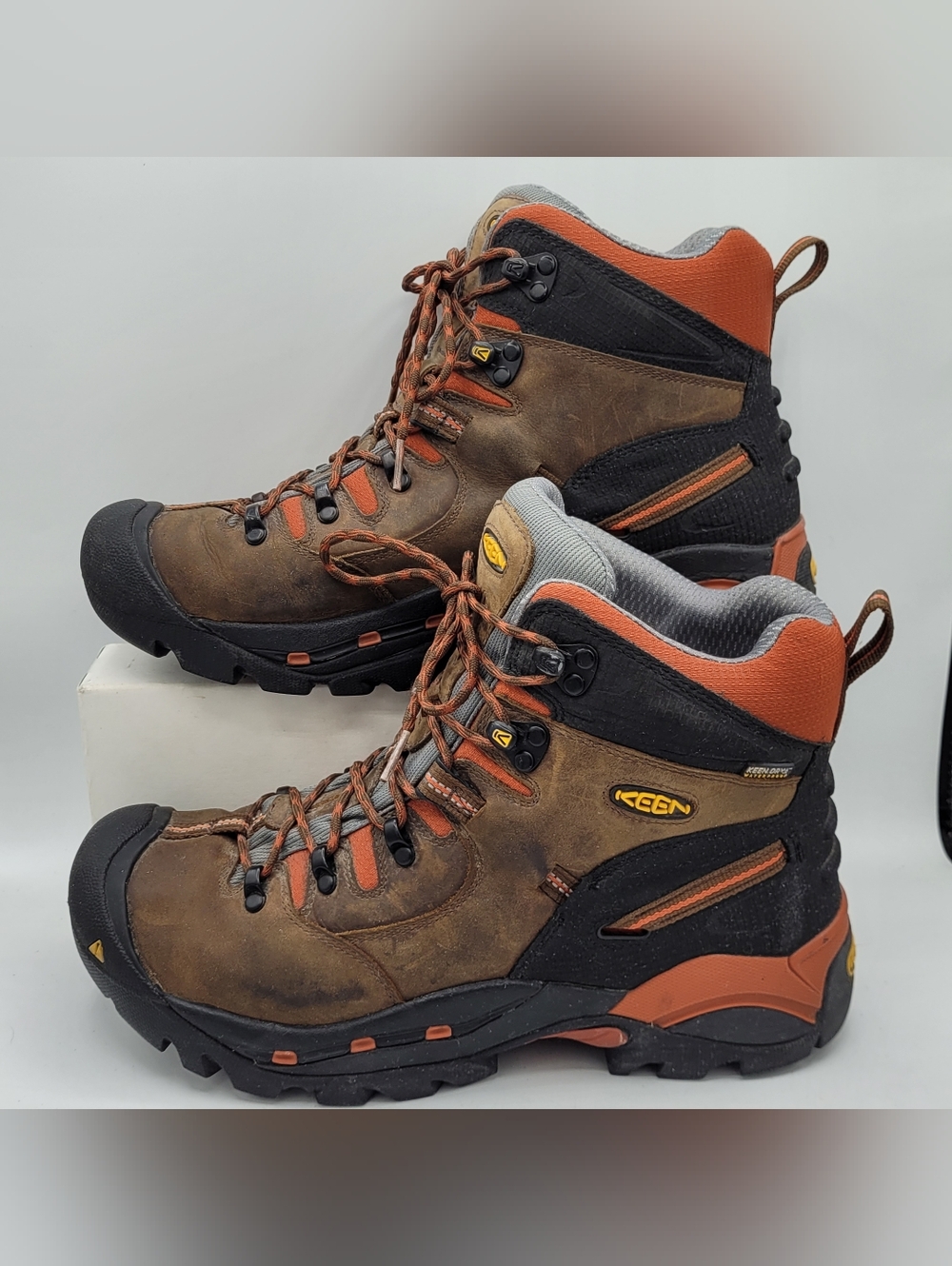 Men’sBootsMen's Pittsburgh 6" Waterproof Boot (Soft Toe) Size 10.5